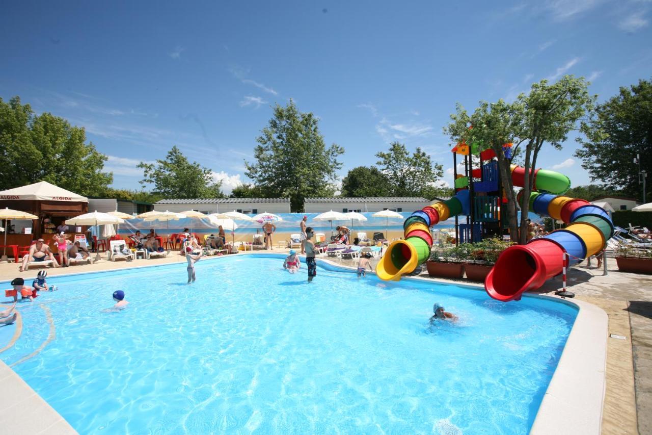 Happy Camp Mobile Homes In Butterfly Camping Village Peschiera del Garda Exteriér fotografie