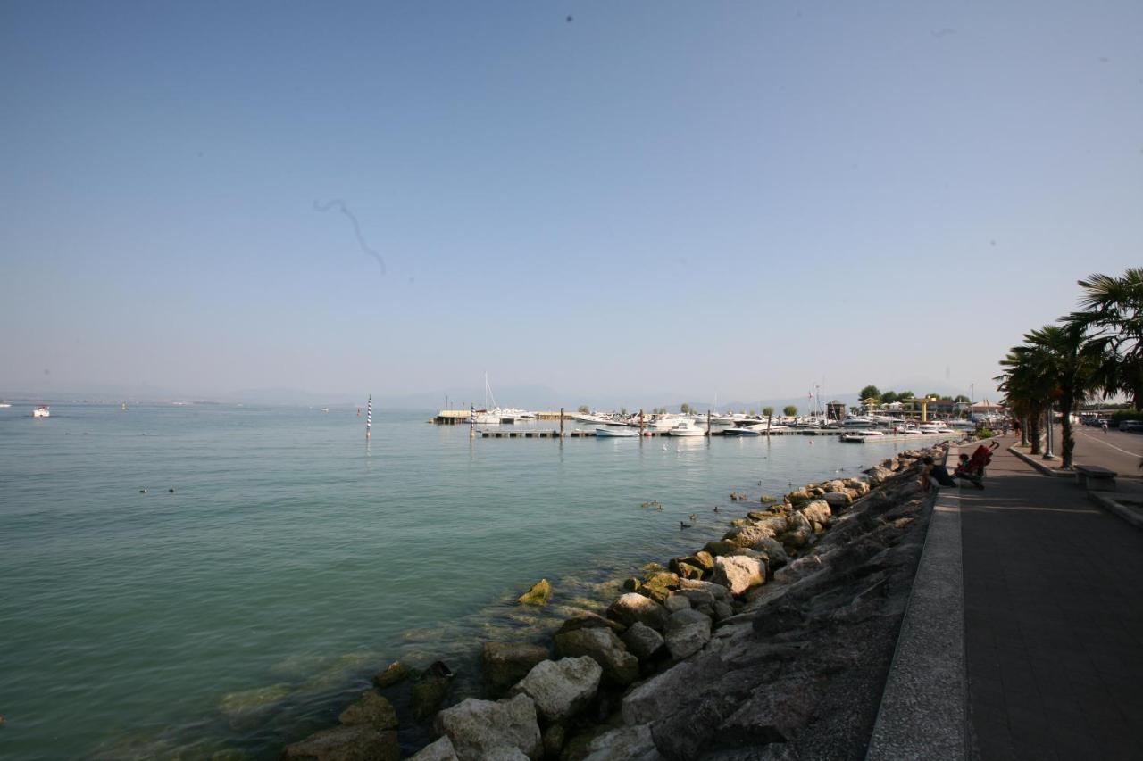 Happy Camp Mobile Homes In Butterfly Camping Village Peschiera del Garda Exteriér fotografie